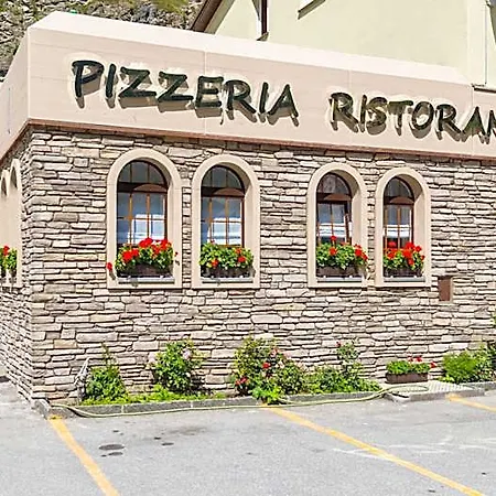 Hotel-restaurant 3*