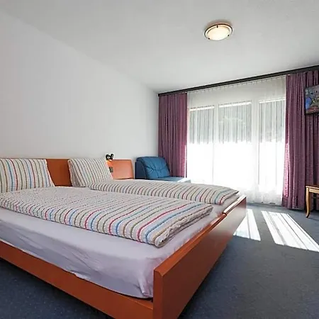 Hotel-restaurant