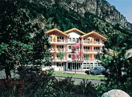 מלון Hotel-restaurant 3*