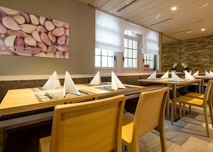 Hotel-restaurant מלון